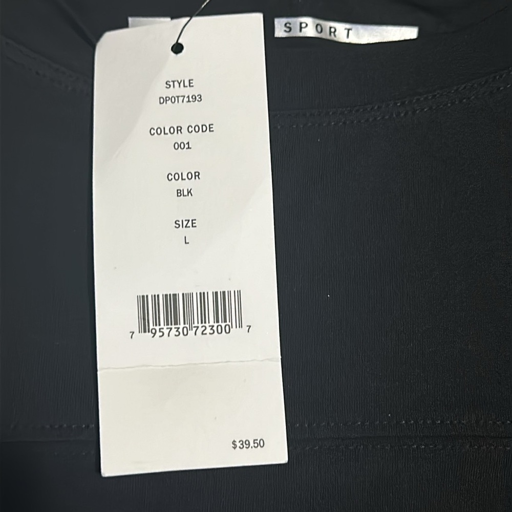 NWT. Woman’s DKNY sport black shirt sleeve T-shirt. - Picture 4 of 6